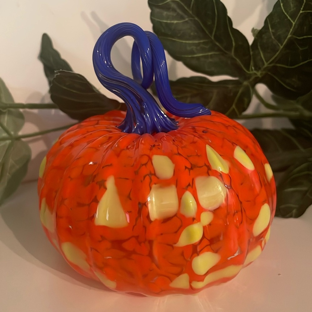 BAGI Art Glass Spotted Pumpkin! Candy corn colors with cobalt blue stem!